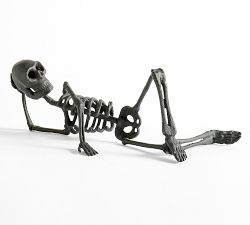 Relaxing Skeleton Object