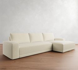 Rutherford Chaise Sectional (136&quot;)