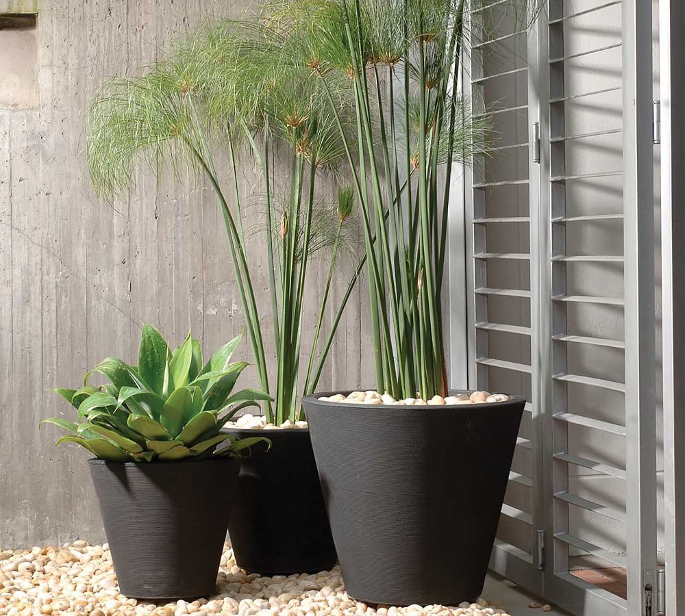 Melina Lightweight Round Planters