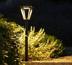 Soho Outdoor Solar Park Light