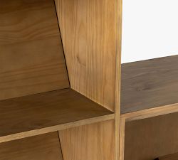 Braemar Entertainment Center