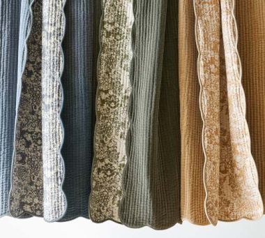 Quilts &amp; Coverlets