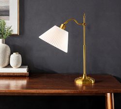 Dahlia Metal Table Lamp (26&quot;)