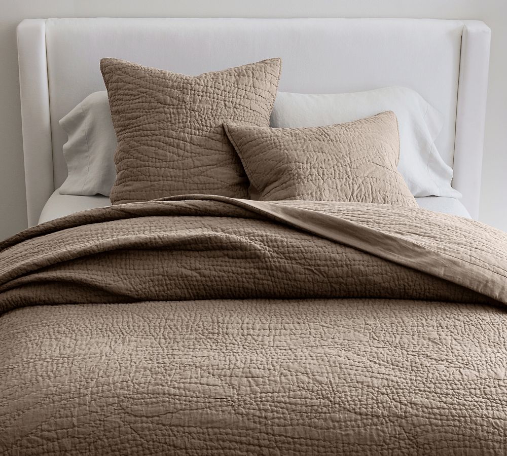 Open Box: Belgian Flax Linen Handcrafted Quilt, Twin/Twin XL - Mocha