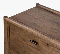 Eileen 9-Drawer Dresser (85&quot;)