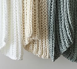 Open Box: Colossal Ribbed Throw
