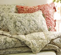 Lorraine Comforter