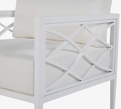 Yvonne Metal Outdoor Lounge Chair