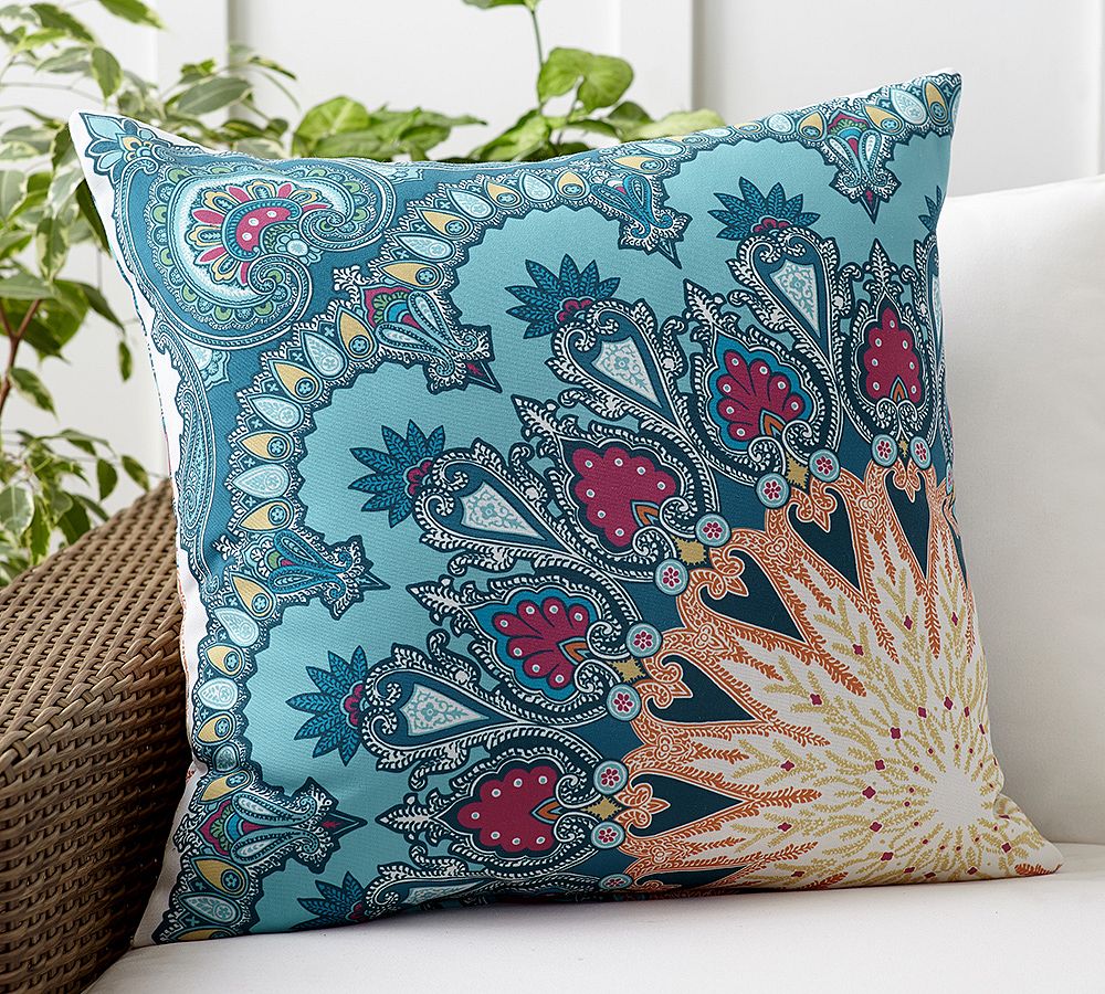 Valencia Paisley Pillow Cover