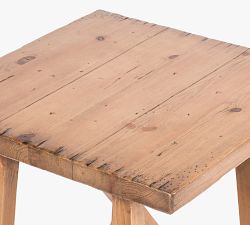 Bishop Square Accent Table (21.5&quot;)