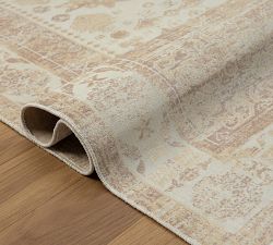 Open Box: Lucie Washable Performance Rug