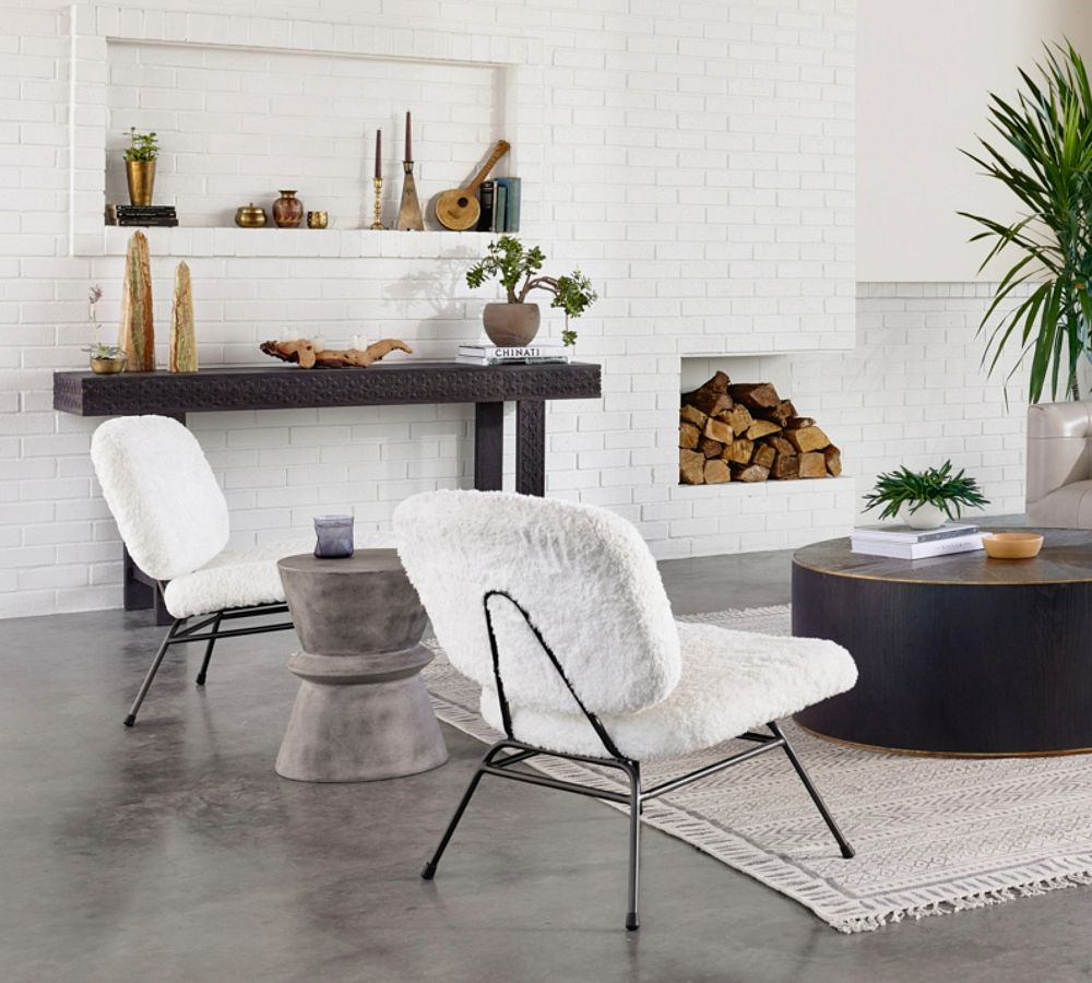 Clessidra Concrete Round Outdoor End Table (15&quot;)
