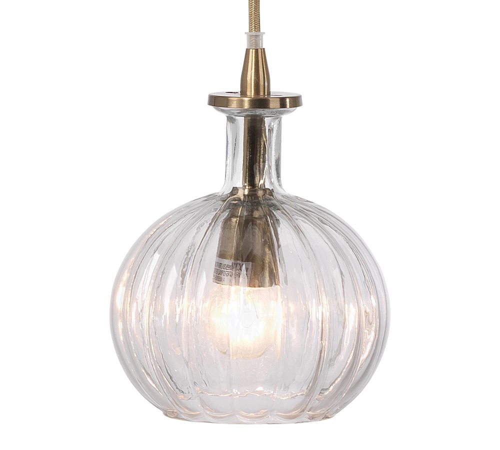 Latham Glass Pendant (7&quot;)