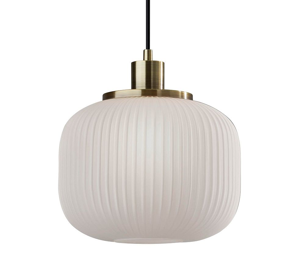 Nausica Ribbed Glass Pendant (10&quot;)