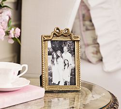 LoveShackFancy Sculpted Bow Frame