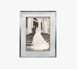 Signature Metal Picture Frames