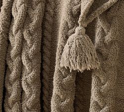 Classic Cable Knit Throw