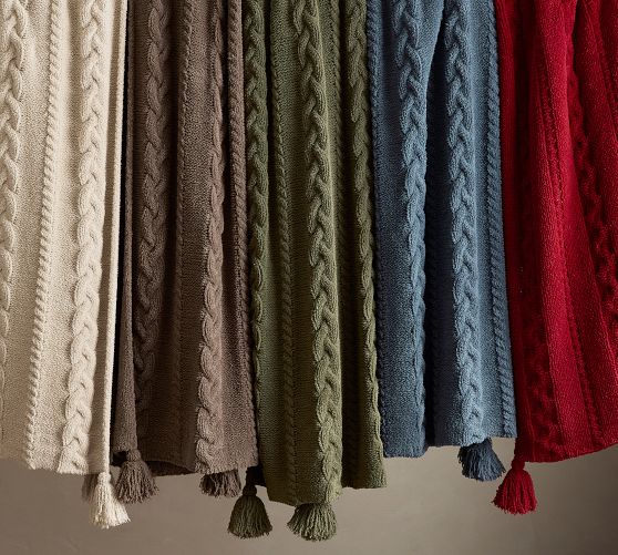 Classic Cable Knit Throw