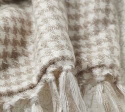 Houndstooth Sherpa Back Fringe Throw