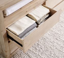 Folsom 4-Drawer Dresser (58")