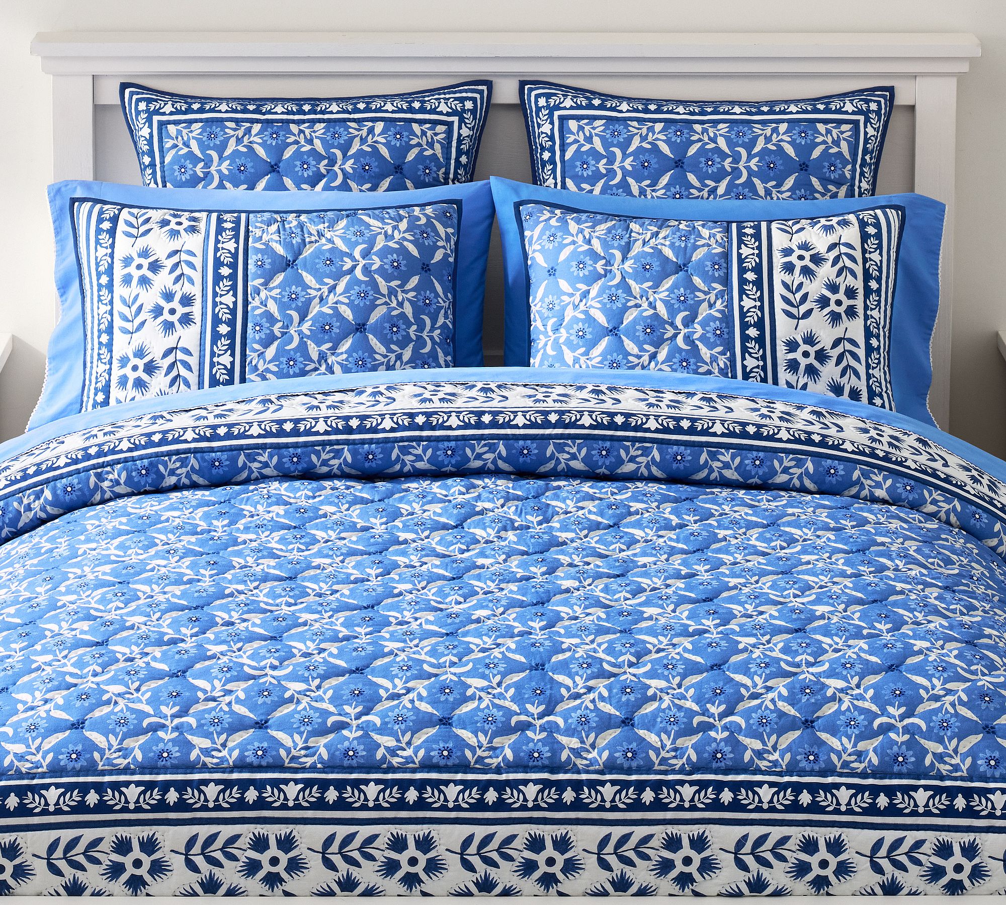 Mark D. Sikes Clementine Quilt