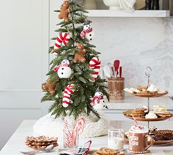 Classic Icons Mini Christmas Tree