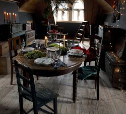 Nutcracker Handcrafted Stoneware Rim 16 -Piece Dinnerware Set