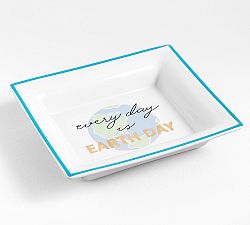 Goods That Give Back Catchall Tray &ndash; FSC Earth Day