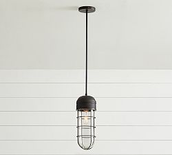 Wellington Outdoor Recycled Glass Pendant (7")