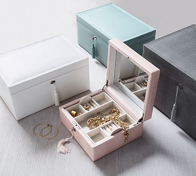 Pottery Barn McKenna Jewelry Box 新品未使用品 Mckenna Personalized Jewelry Box | Pottery Barn