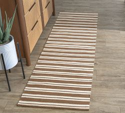 Pelia Handwoven Outdoor Performance Rug