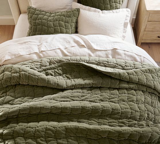 Cozy Cloud Handcrafted Quilt