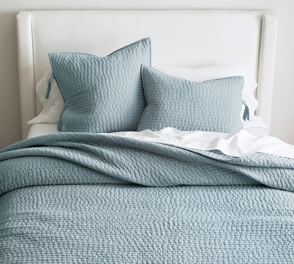 Pick-Stitch Handcrafted Cotton Linen Quilt - Chambray, Full/Queen