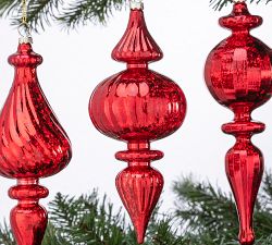 Shatterproof Jolly Red Ornaments Set