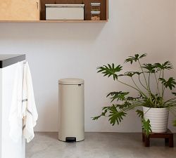 Brabantia 8 Gallon NewIcon Step On Trash Can
