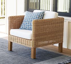 Huntington Petite Square-Arm Outdoor Lounge Chair
