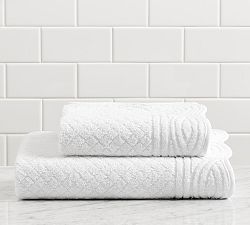 Heirloom Scalloped Towel