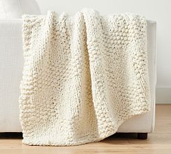 Open Box: Brighton Chunky Handknit Throw Blanket