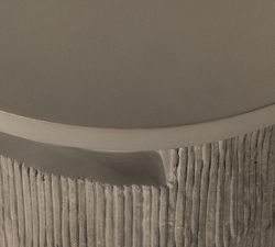 Temper Concrete Round Outdoor End Table (20")