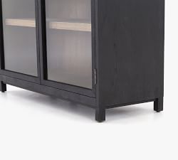 Bryer Display Cabinet (47.5")