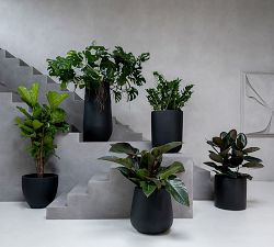 Palma Short Lightweight Handcrafted Fiberstone Indoor/Outdoor Planter