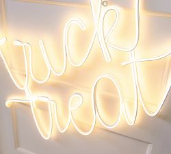 LED Trick or Treat Wall Art