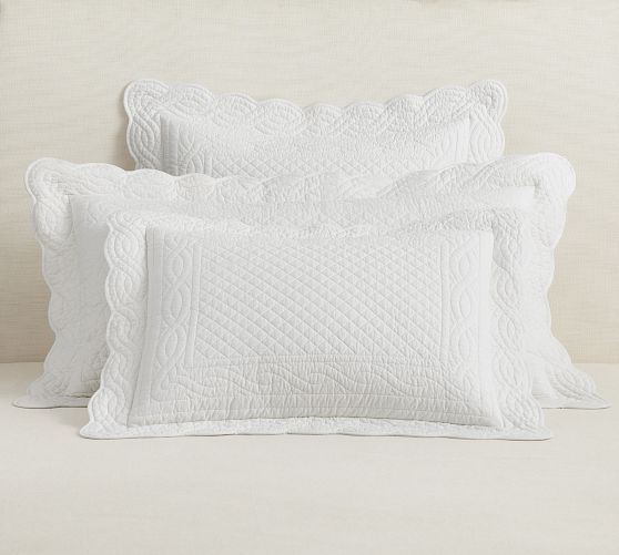 Heirloom Scallop Quilted Sham