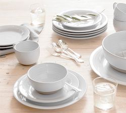 Quinn Handcrafted Stoneware Dinner Plates