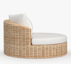 Huntington Wicker Round Swivel Outdoor Daybed