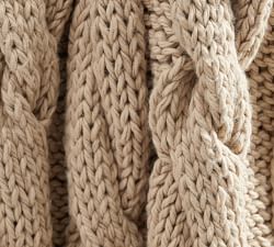 Bluma Chunky Knit Tassel Throw