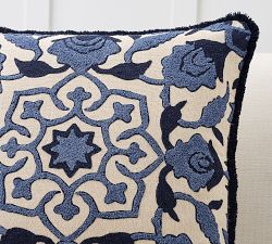 Lovisa Medallion Linen Pillow Cover