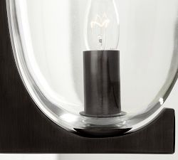 Chamberlin Metal Sconce (7'')