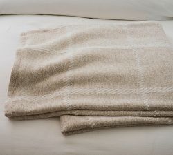 Soft Woven Reversible Windowpane Blanket