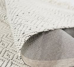 Tabia Handcrafted Rug